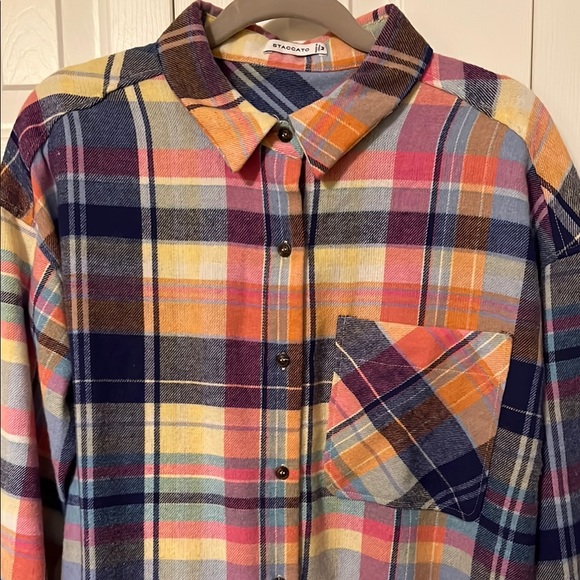 Colorful Plaid Button-Up Shirt - Picture 2 of 4